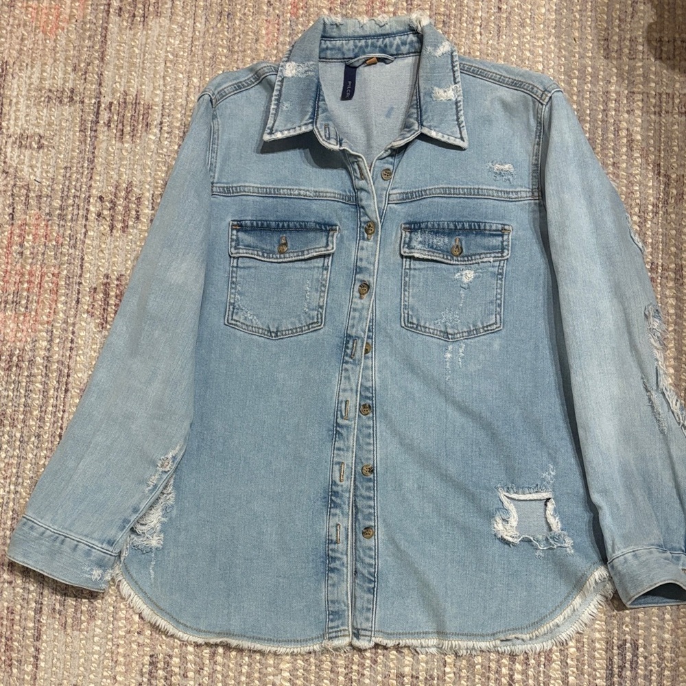 Pilcro oversized distressed denim shirt/jacket. Size S
